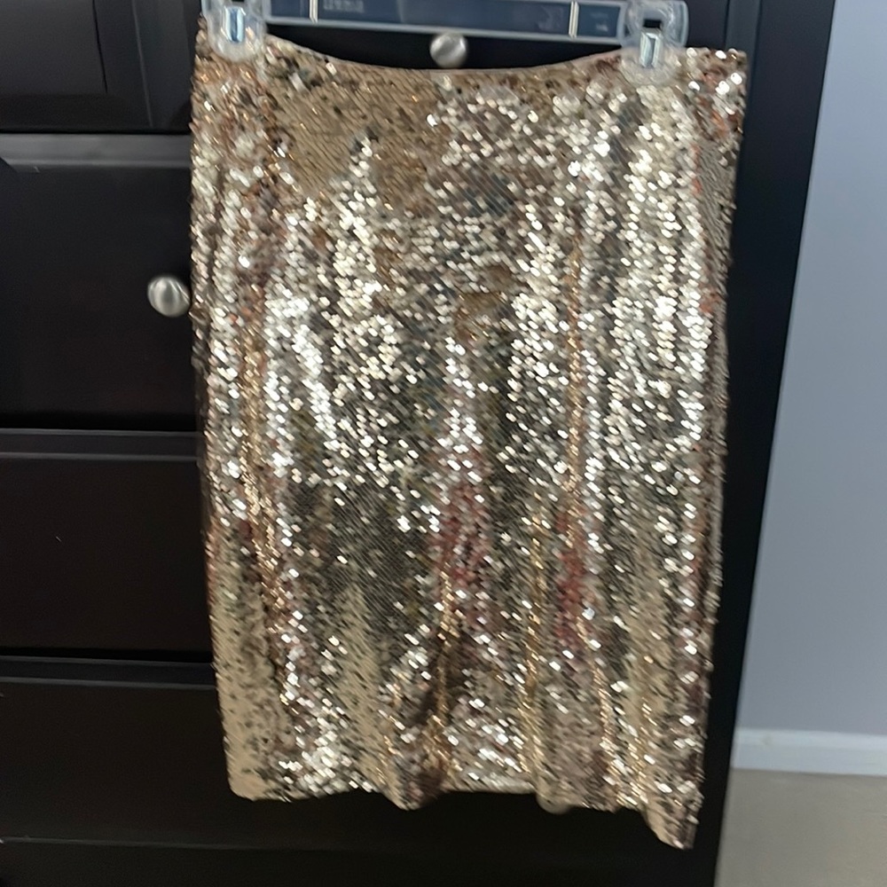 Sequined pencil skirt